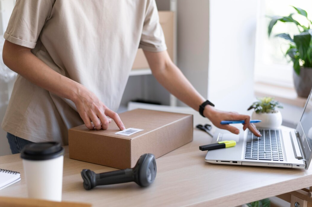 How to Start an Ecommerce Business in 2025 - Triune Digitals